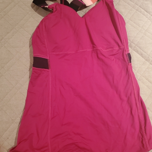 Lululemon tank - Picture 2 of 2